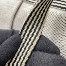 将图像加载到图库查看器中,HERMES New Fool Toe Black/Gray Canvas Size MM