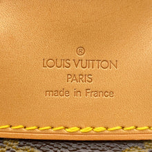 Load image into Gallery viewer, LOUIS VUITTON Montsouris BrownM51136 Monogram Size MM