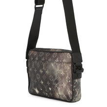 Load image into Gallery viewer, LOUIS VUITTON Alpha Messenger NoirM44165 Monogram / Galaxy