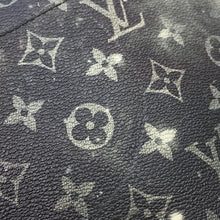 Load image into Gallery viewer, LOUIS VUITTON Alpha Messenger NoirM44165 Monogram / Galaxy