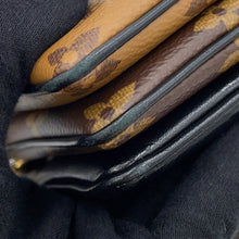 Load image into Gallery viewer, LOUIS VUITTON Pochette・LV3 Noir/BrownM45412 Monogram Monogram Reverse Canvas Lambskin