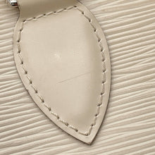 将图像加载到图库查看器中,LOUIS VUITTON Lock It IvoireM4229J Epi Leather