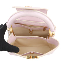 将图像加载到图库查看器中,LOUIS VUITTON Capucines Guimauve/Powder WhiteM24120 Taurillon Leather Size BB