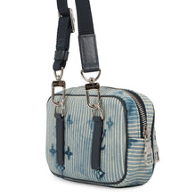 Load image into Gallery viewer, LOUIS VUITTON Outdoors / Pochette BlueM80462 Monogram Watercolor