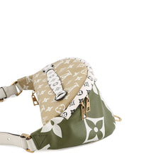 Load image into Gallery viewer, LOUIS VUITTON Bumbag Khaki/White/BeigeM44611 Monogram Monogram Giant