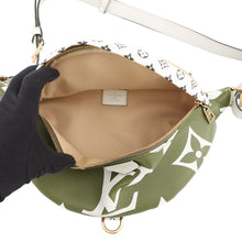 Load image into Gallery viewer, LOUIS VUITTON Bumbag Khaki/White/BeigeM44611 Monogram Monogram Giant