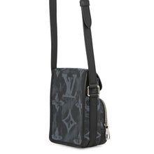 Load image into Gallery viewer, LOUIS VUITTON Amazon Messenger NoirM45650 Monogram / pastel