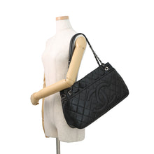 将图像加载到图库查看器中,CHANEL CC Logo Matelasse ChainTote Bag BlackA67292 Caviar Leather