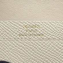 将图像加载到图库查看器中,HERMES Bear Card Case Craie Epsom