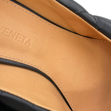 Load image into Gallery viewer, Bottega Veneta Padded INTRECCIATO Square Toe Heel Pumps Black592013VBRR01000 Nappa Leather Size 34 1/2