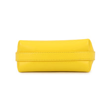 Load image into Gallery viewer, Ferragamo Hug Phone Holder Yellow220650 770895 Calf Leather
