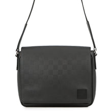 Load image into Gallery viewer, LOUIS VUITTON District NV3 NoirN42711 Damier Infini Leather Size PM