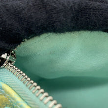 Load image into Gallery viewer, LOUIS VUITTON Speedy Bandouliere GreenM46092 Monogram Empreinte Leather Summer Stardust Size 20