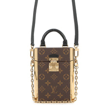Load image into Gallery viewer, LOUIS VUITTON Camera box BeigeM13882 Monogram