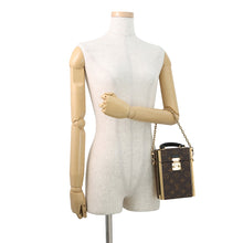 Load image into Gallery viewer, LOUIS VUITTON Camera box BeigeM13882 Monogram