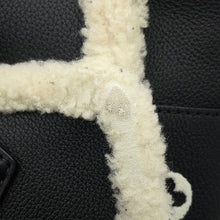 将图像加载到图库查看器中,LOUIS VUITTON On My Side NoirM58908 Calf Leather Shearling Size MM