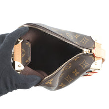 Load image into Gallery viewer, LOUIS VUITTON side trunk BrownM46358 Monogram Size MM