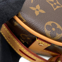 Load image into Gallery viewer, LOUIS VUITTON Boite Chapeau Souple BrownM45578 Monogram Size PM