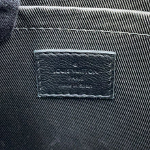 将图像加载到图库查看器中,LOUIS VUITTON Pochette to Go NoirM81570 Monogram Shadow