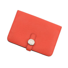 将图像加载到图库查看器中,HERMES Dogon compact Capucines Togo Leather