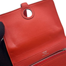 将图像加载到图库查看器中,HERMES Dogon compact Capucines Togo Leather