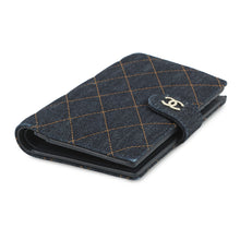 将图像加载到图库查看器中,CHANEL Matelasse Wallet with Passport Case NavyAP4665 Denim/Lambskin
