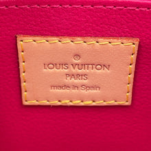 将图像加载到图库查看器中,LOUIS VUITTON Pochette Cosmetic Indian roseM90045 Monogram Vernis Leather Ikat Flower