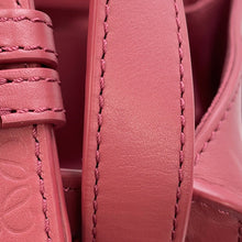 Load image into Gallery viewer, LOEWE hammock compact plum roseA538H13X02 Leather