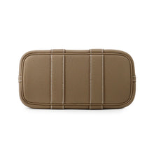 Load image into Gallery viewer, HERMES Neo Garden Etoupe Togo Leather Size 23