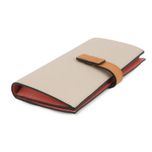 Load image into Gallery viewer, LOEWE Vertical wallet Light Oats / HoneyC660S40X01 Soft Grained Calf Leather