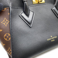 将图像加载到图库查看器中,LOUIS VUITTON On My Side NoirM57728 Monogram Calf Leather Size PM