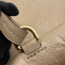 Load image into Gallery viewer, LOUIS VUITTON Montsouris TourterelleM45410 Monogram Empreinte Leather Size PM