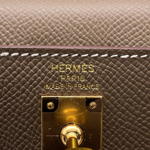 Load image into Gallery viewer, HERMES Kelly Sellier sewing Etoupe Epsom Size 25