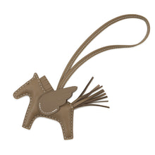 将图像加载到图库查看器中,HERMES Rodeo Pegasus Etoupe Lambskin Size PM