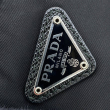 Load image into Gallery viewer, PRADA Re-Edition 2005 Re-Nylon Shoulder Bag Black1BH204_R064_F0002_V_V9L Nylon