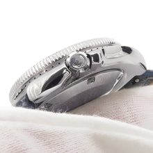 将图像加载到图库查看器中,SEIKO SEIKO 150m Diver 2nd generation (late model) W44mm Stainless Steel Leather Black Dial6105-8110