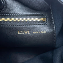 Load image into Gallery viewer, LOEWE Squeeze Bag Small BlackA914NCHX01 Melonapalam Size Small