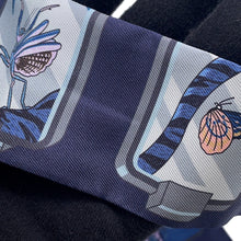 Load image into Gallery viewer, HERMES Twilly Story Marine/Grease/Gold Silk100%