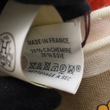 将图像加载到图库查看器中,HERMES Triangle Geant Robe Legere Sable / Orange / Multicolor Cashmere70% Silk30%