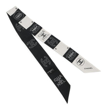 Load image into Gallery viewer, CHANEL CC Logo Scarf White/Black Silk100%