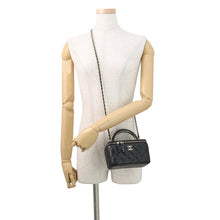 Load image into Gallery viewer, CHANEL Matelasse 2way vanity BlackAP2846 Lambskin