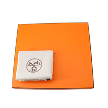 Load image into Gallery viewer, HERMES Lindy Natural Sable Taurillon Clemence Size 26