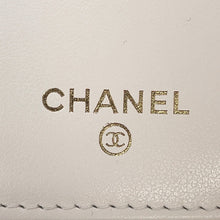 Load image into Gallery viewer, CHANEL Matelasse small wallet WhiteAP4564 Caviar Leather