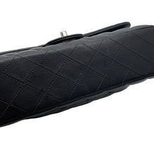 Load image into Gallery viewer, CHANEL Matelasse W Flap ChainShoulder Bag BlackA01112 Lambskin Size 25