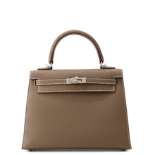 Load image into Gallery viewer, HERMES Kelly Sellier Etoupe Epsom Size 25
