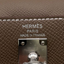 Load image into Gallery viewer, HERMES Kelly Sellier Etoupe Epsom Size 25