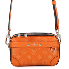 将图像加载到图库查看器中,LOUIS VUITTON Alpha Wearable Wallet NV TangerineM31073 Monogram Taigarama