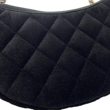 Load image into Gallery viewer, CHANEL 2024 Year Gift: Matelasse Chain Shoulder Bag Black Velour