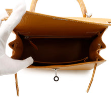 Load image into Gallery viewer, HERMES Kelly Sellier Natural Sable Natural Grenade Size 25