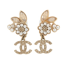 Load image into Gallery viewer, CHANEL CC Logo Bijoux Earrings Metal Bijoux Rhinestone Faux Pearl